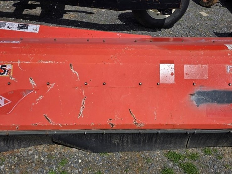 kuhn-rsm210-image-13