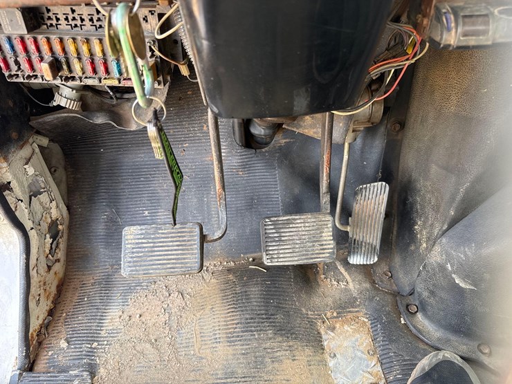 1999-international-4700-image-23