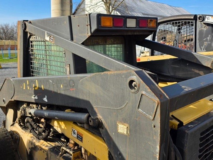 new-holland-ls180-image-19