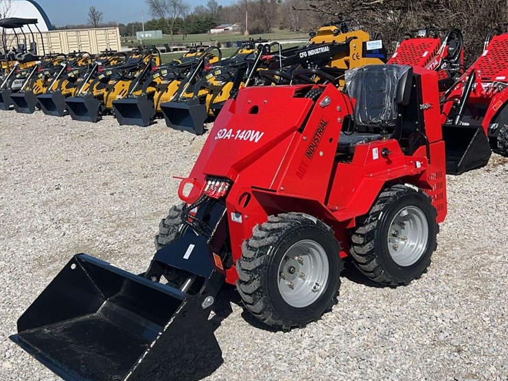 2026-agt-industrial-sda-140w-mini-wheel-loader-image-1