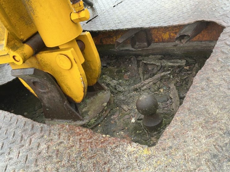 #301-•-1980-ford-k604-flatbed-truck-image-38