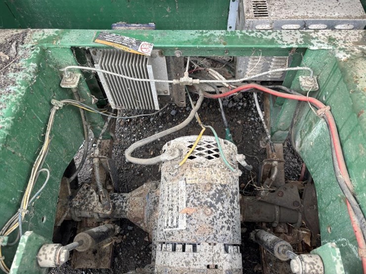 taylor-dunn-b2-48-image-13