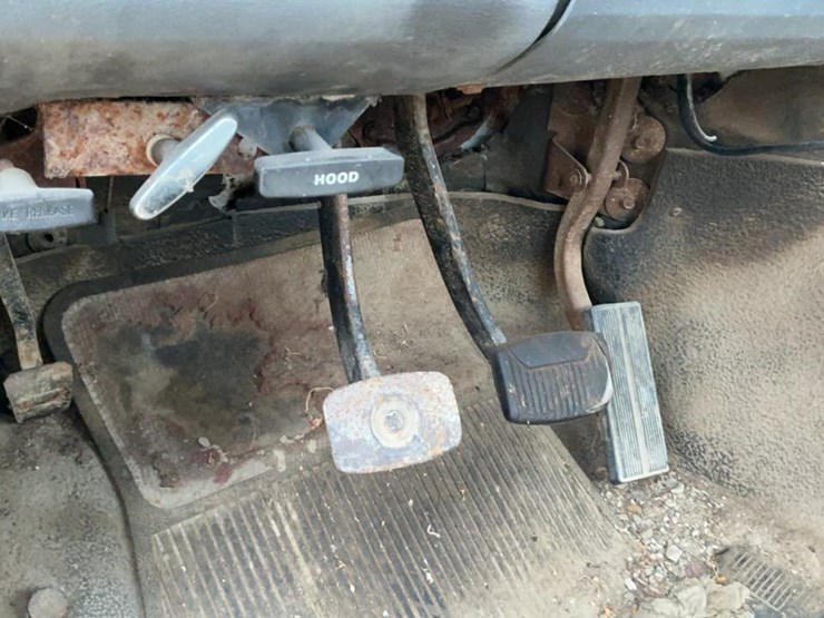 1984-ford-f350-image-20