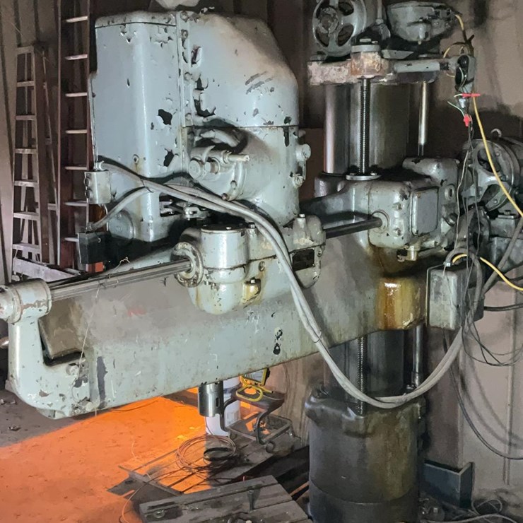 #200 • Cincinnati 4’ Radial Mill