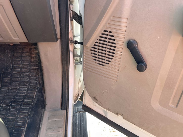 #5672-•-2010-f250-4x4-extended-cab-(has-wi-title)-image-73