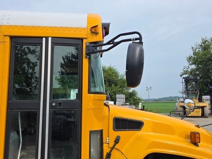 2008-caterpillar-c7-image-10