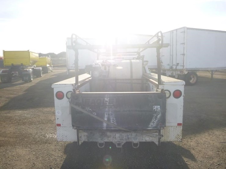 2001-ford-f350-image-6