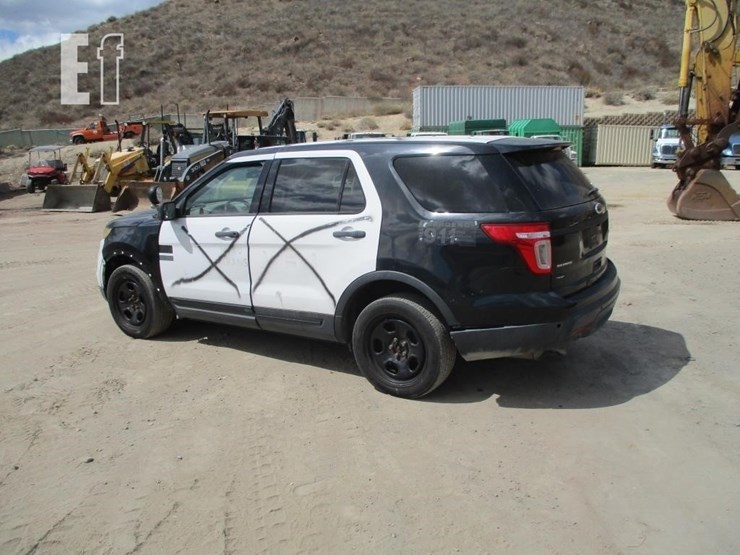 2014-ford-explorer-image-4