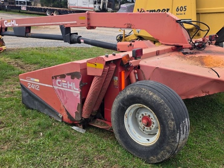 gehl-2412-image-3
