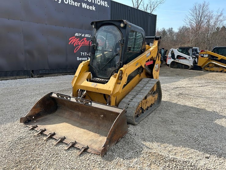 2020-caterpillar-259d3-image-8