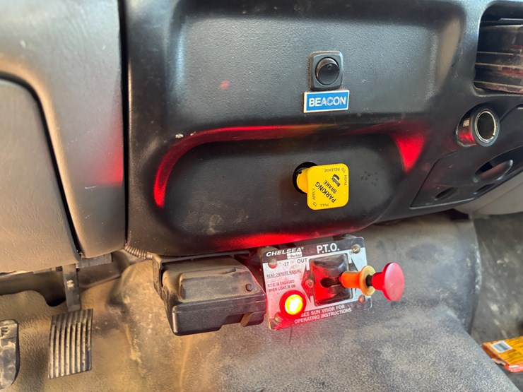 2010-ford-f750-image-20