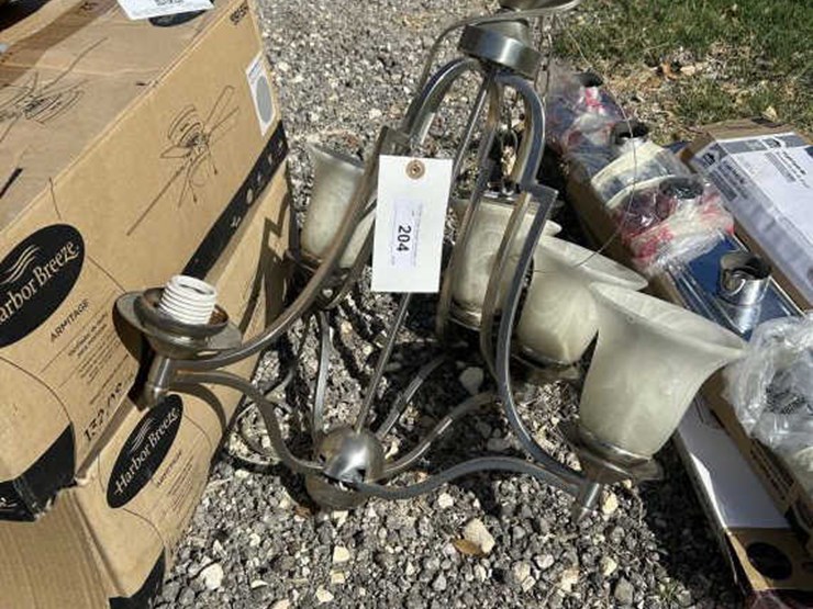 #204-•-lights-and-ceiling-fans-image-5