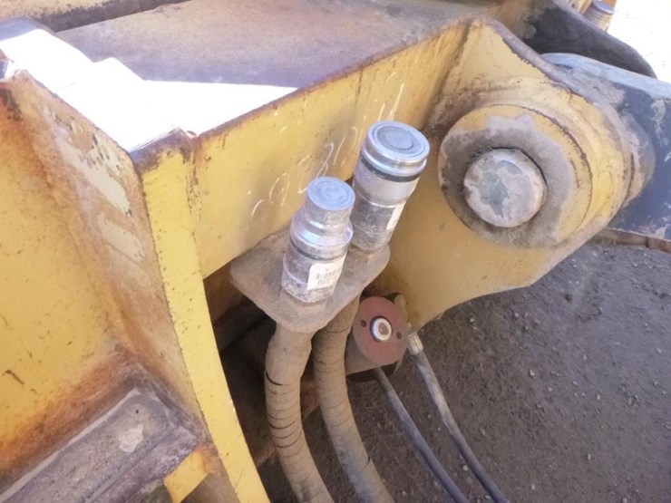 2005-deere-624j-image-15