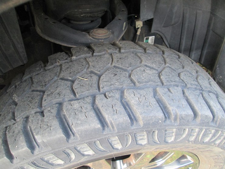 2016-nissan-titan-image-17