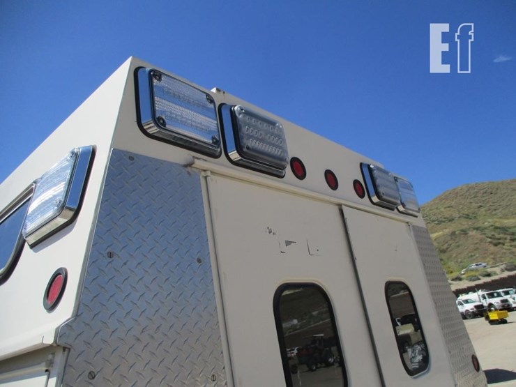 1992-ford-e350-image-22