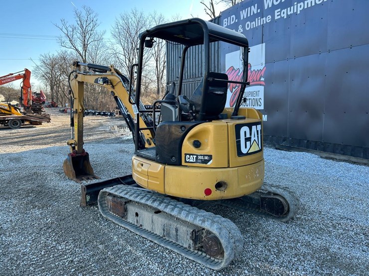 2018-caterpillar-303-image-5