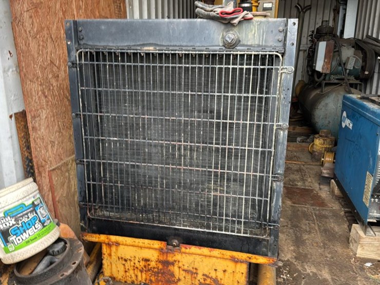 #255-•-cat-genset-image-2