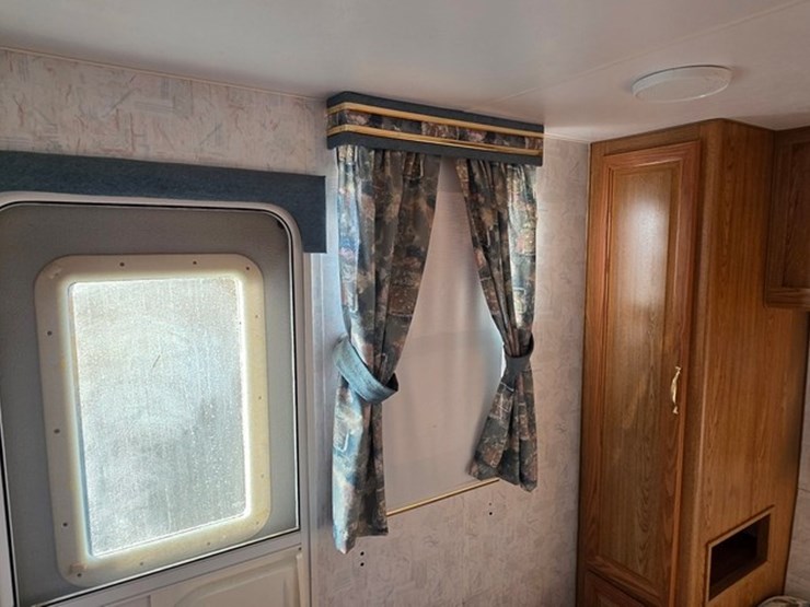 1998-sunline-camper-(title)-image-48