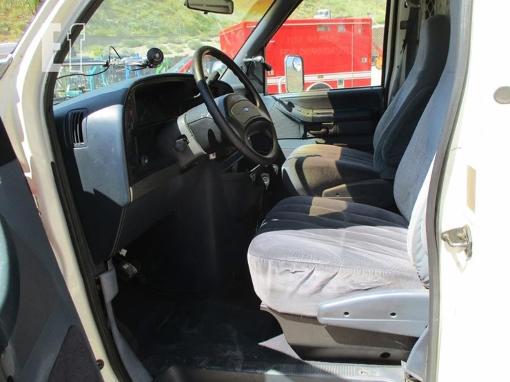 1992-ford-e350-image-7