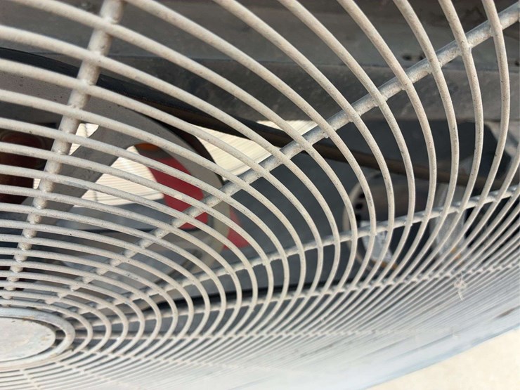 large-industrial-floor-fan-with-metal-frame-and-red-blades-image-7