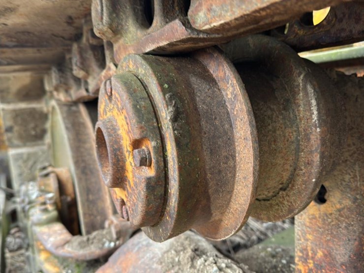 caterpillar-d7-image-14