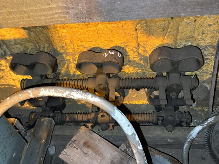 #260-•-cat-engine-and-parts-along-east-wall-image-14