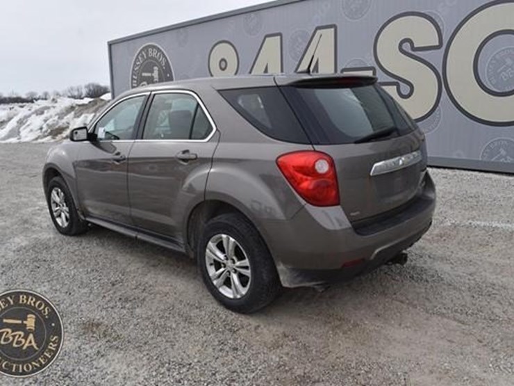 2010-chevrolet-equinox-ls-image-4