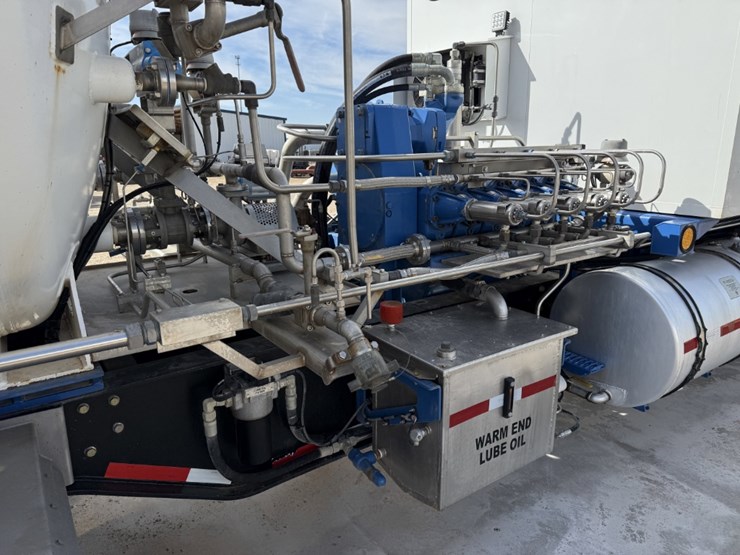 2018-cs&p-270k-scfh-10k-wp-nitrogen-pumper-mtd-on-2018-loadcraft-t/a-trailer-image-21