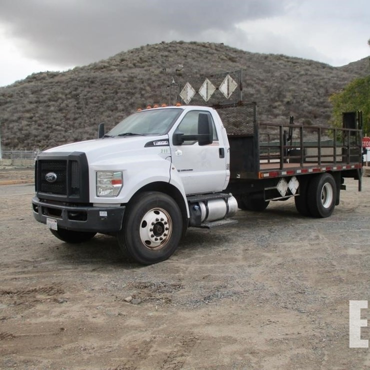 2016 FORD F650 SD