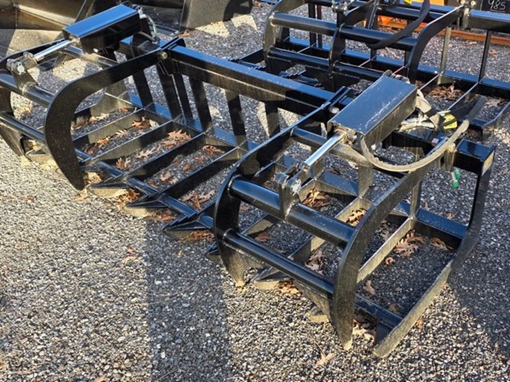 new-jmr-84"-skidloader-grapple-image-4