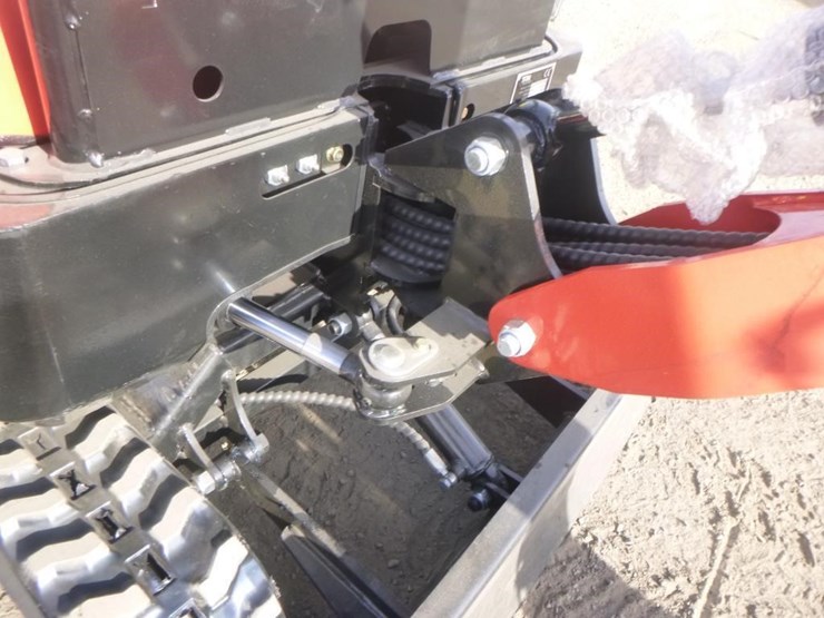 2026-tpm-18hs-hydraulic-excavator-image-17