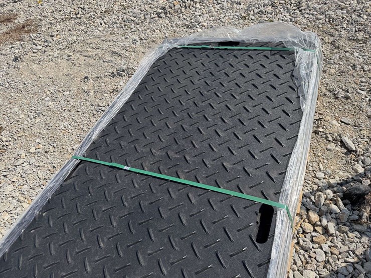 sdlanch-4’-x-8’-rubber-mat-image-3