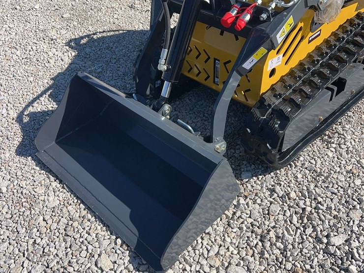 2026-sdlanch-dll60-mini-skid-steer-image-11