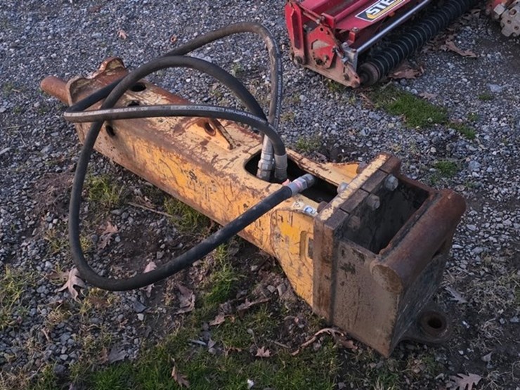 excavator-rock-hammer-(works)-image-3