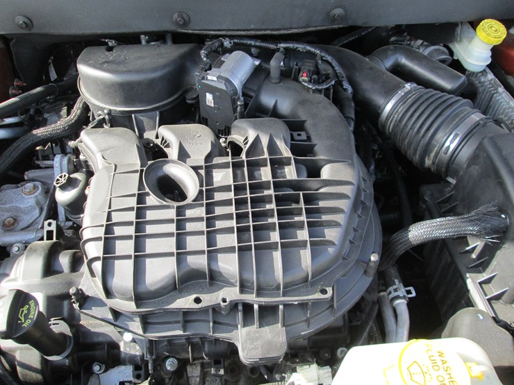 2014-dodge-journey-sxt-image-15