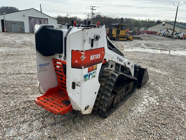 2018-bobcat-mt85-image-4