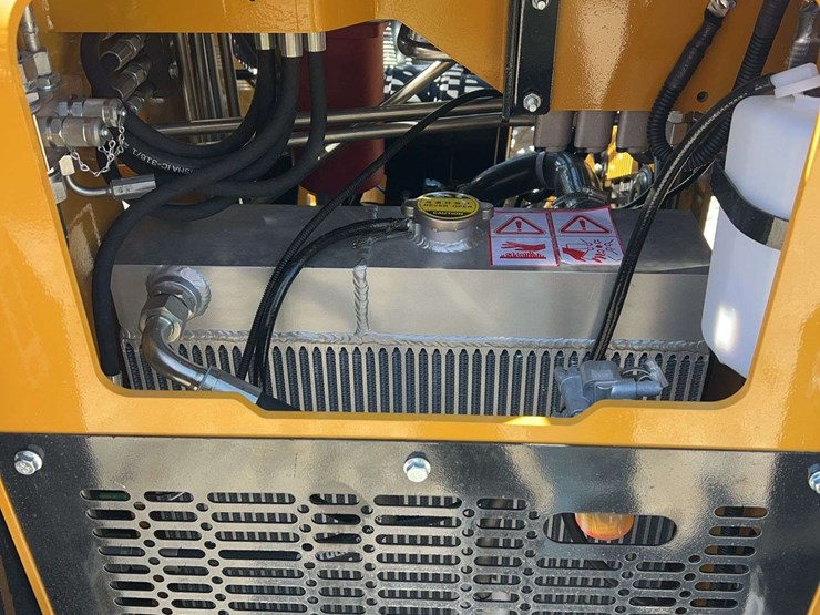 2026-cfg-industrial-kkt(a)27-mini-skid-steer-image-15