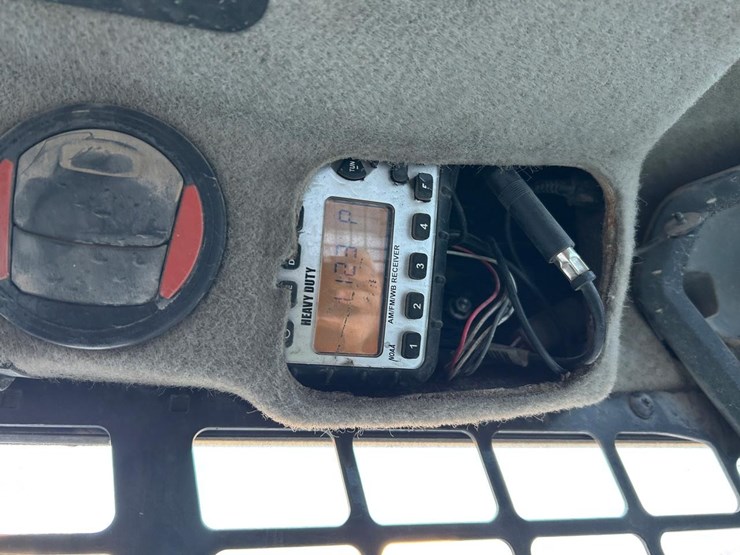 2021-bobcat-t76-image-27