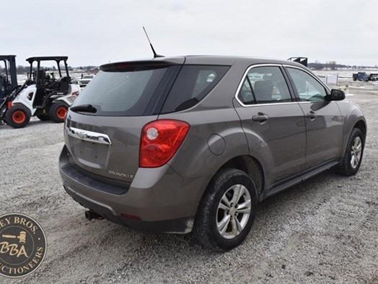 2010-chevrolet-equinox-ls-image-7