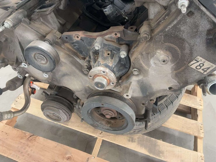 6.8-liter-v10-engine-assembly-for-core-use-image-2