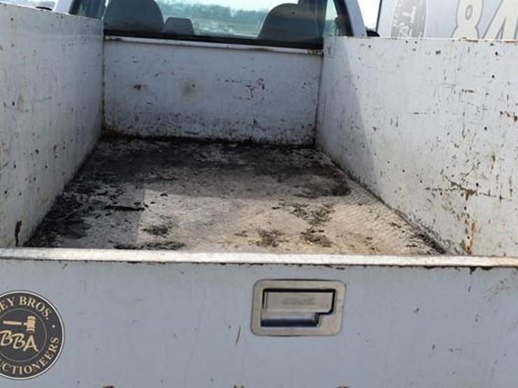 2008-ford-f250-image-32