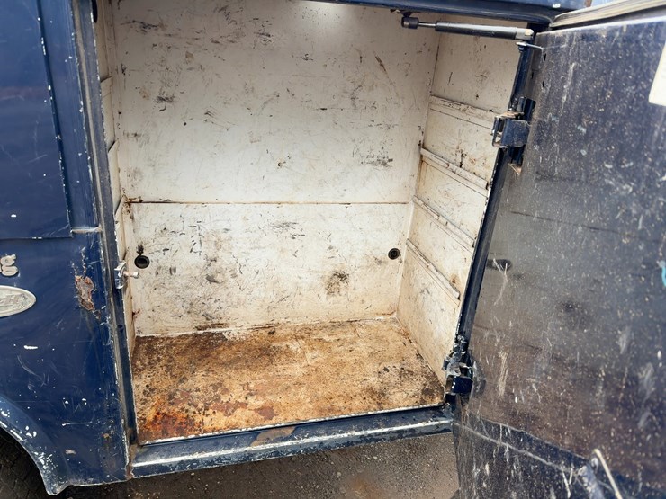 2012-ford-f450-xl-image-19