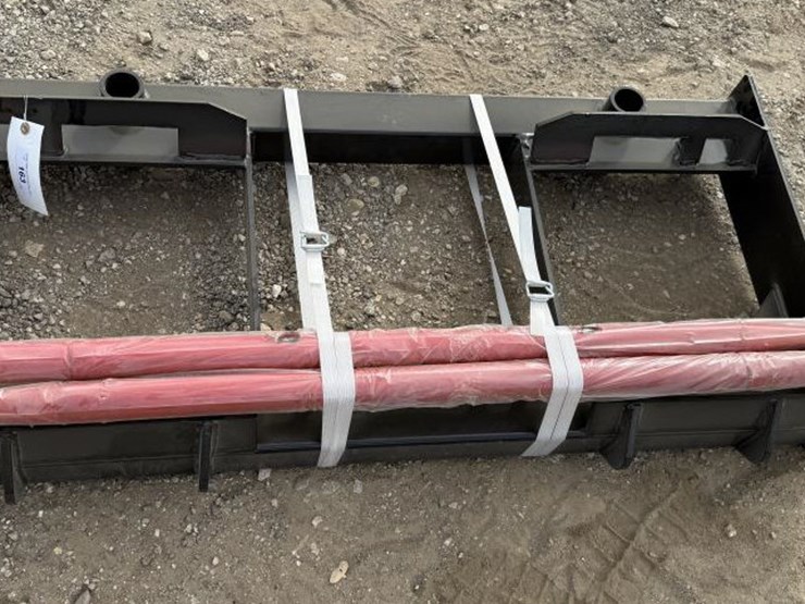 #163-•-skid-steer-bake-fork-image-2