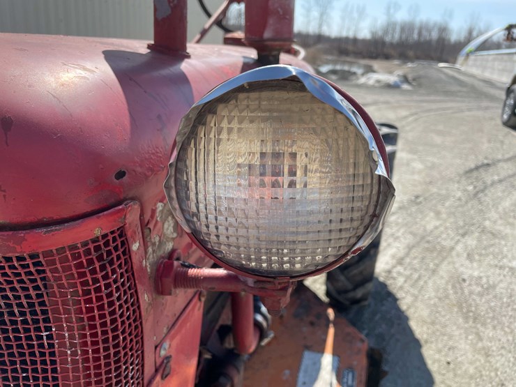 #5682-•-ih-cub-tractor-image-47