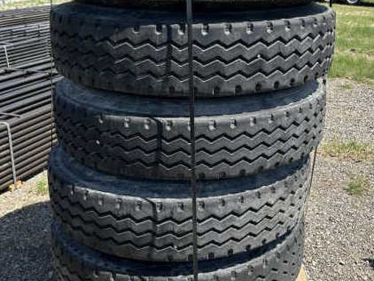 #119-•-(5)-10-lug-hub-pilot-wheels-image-1