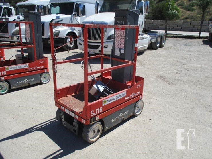 2017-skyjack-sj16-image-3