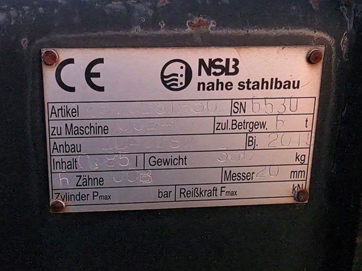 nsb-72"-loader-bucket-image-5