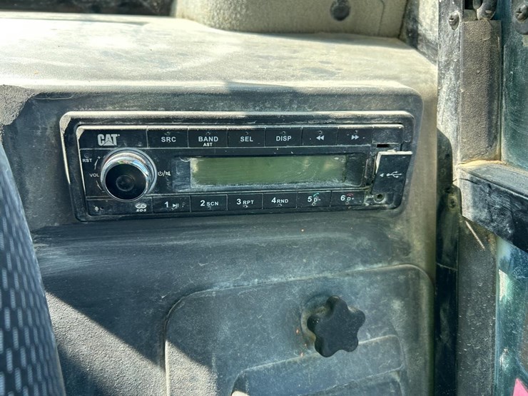 caterpillar-259d3-image-28