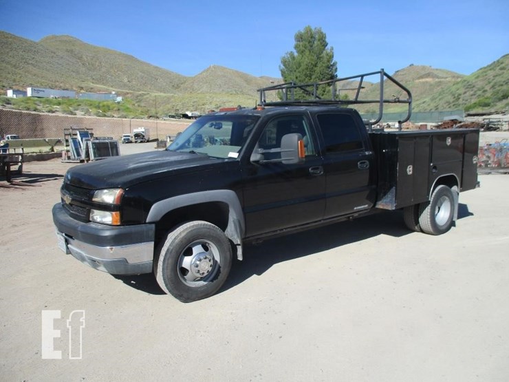 2003-chevrolet-3500-image-1
