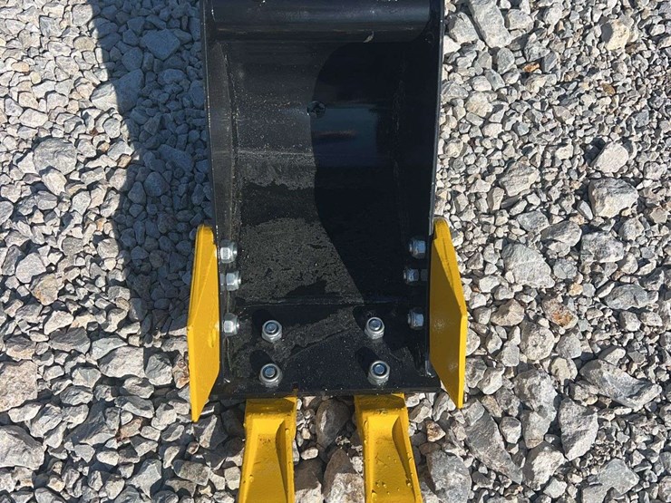 sdlanch-mini-excavator-bucket-image-1